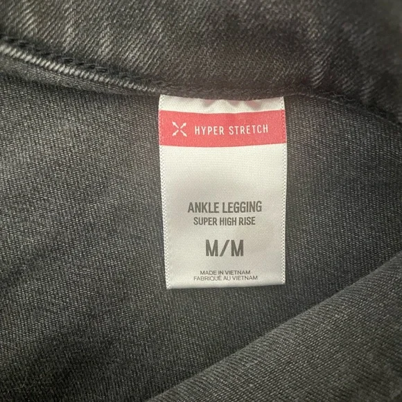 Express Hyper Stretch Super High Rise Denim Legging Jeans - Black Rinse - Picture 4 of 5